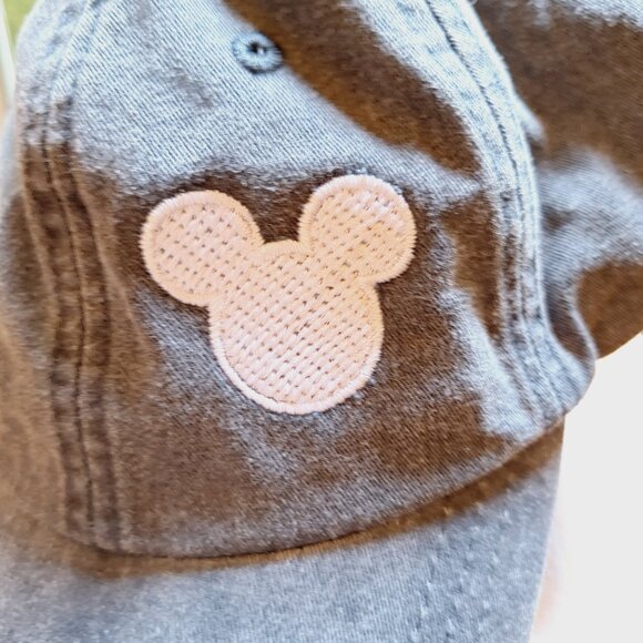 Mickey Head Embroidered Hat - NWT - Picture 2 of 6